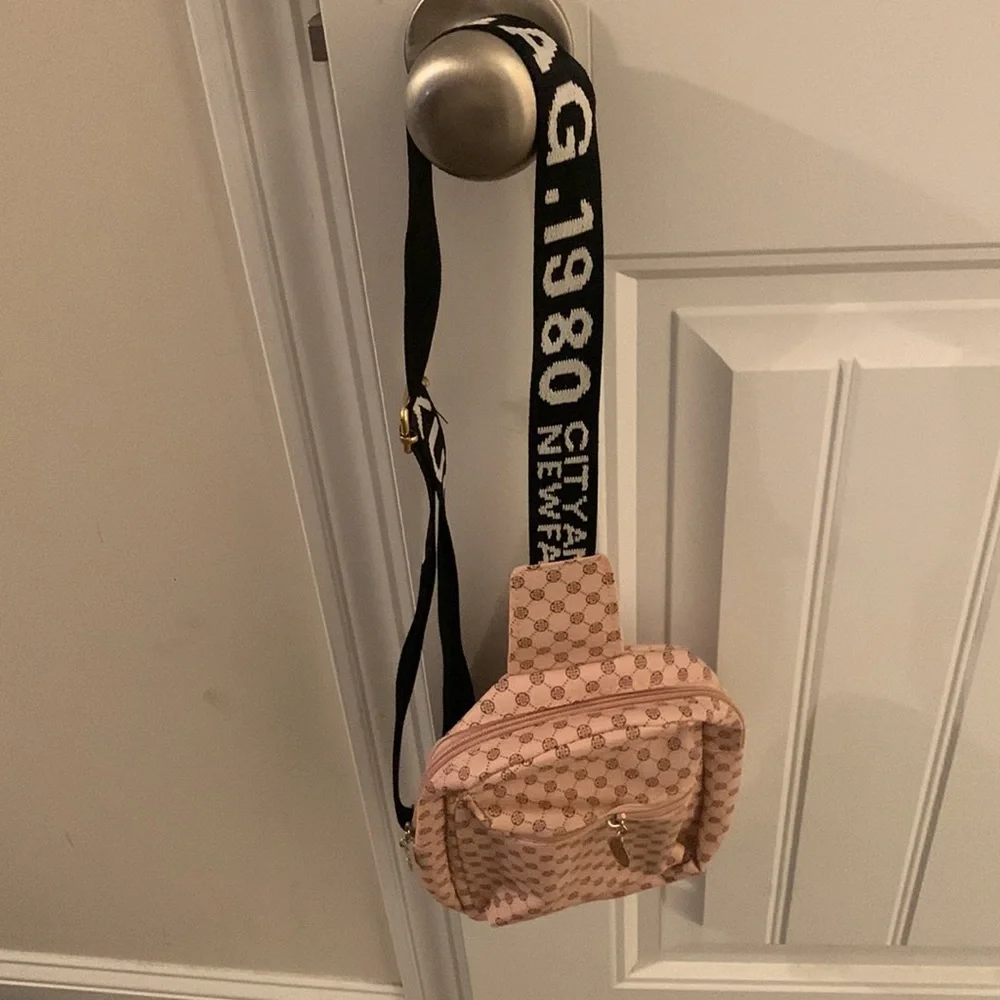 Geometric Pattern Sling Bag, - Picture 3 of 5